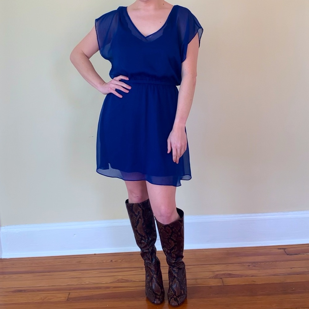 Express dress size M